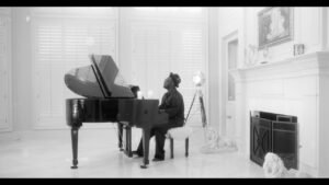 Inzira y’umusaraba John Singleton yanyuzemo kugeza abaye umuramyi uhamye