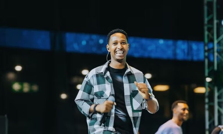 Impinduka zitunguranye mu gitaramo cya Israel Mbonyi i Rubavu