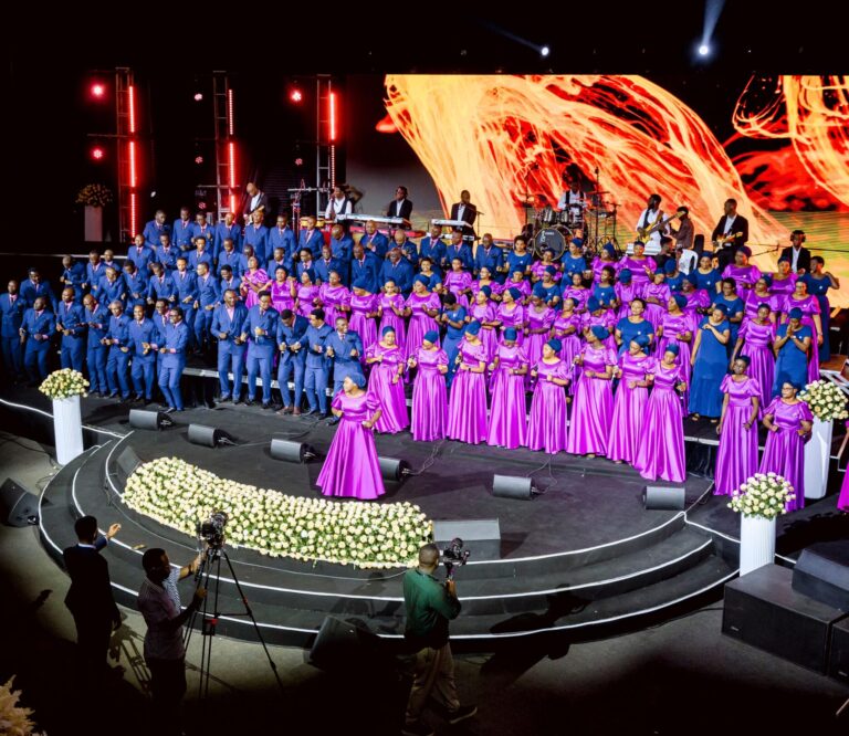 Baraka Choir yashyize hanze indirimbo nshya “Nzajya Ndirimba” ivuga ku rukundo rwa Yesu