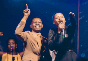 Vestine na Dorcas berekanye ko urugendo rwabo rushya barutangiye neza, indirimbo yabo nshya ‘Itabaza’