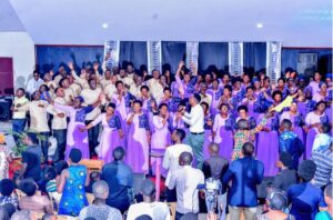 Beulah Choir yageneye ubutumwa bw’ihumure abari mu bihe bikomeye mu ndirimbo ‘Amakuru’