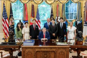 Donald Trump yakiriye Pasiteri Son Hyun-bo wamaze iminsi 145 afunzwe