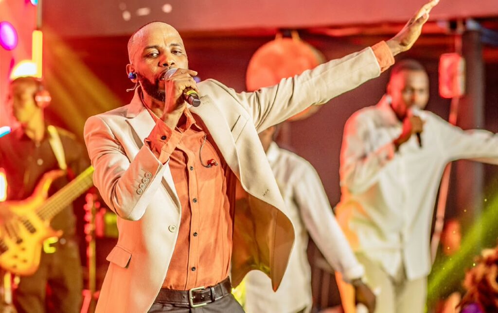James Muhima yahumurije abari mu bihe bikomeye, abinyujije mu ndirimbo ‘Walio Ishinda Dunia’.