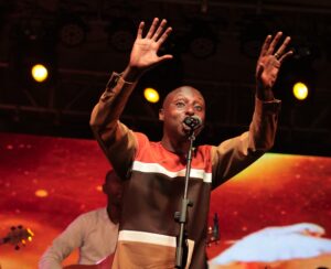 Aime Uwimana yashyize hanze amashusho y’indirimbo nshya yise ‘Umva uko yankunze’